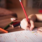 موقع لتنمية مهارة الطفل في الكتابة